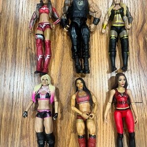 AWESOME WWE‎ WRESTLING ACTION FIGURE LOT OF 6